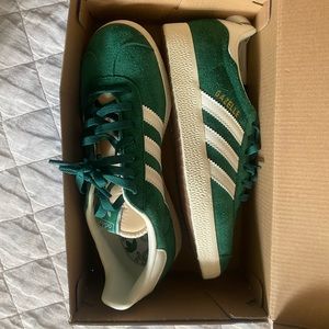 NWT Adidas Gazelle Green sneakers. Size UK 3 1/5. US women’s 5
